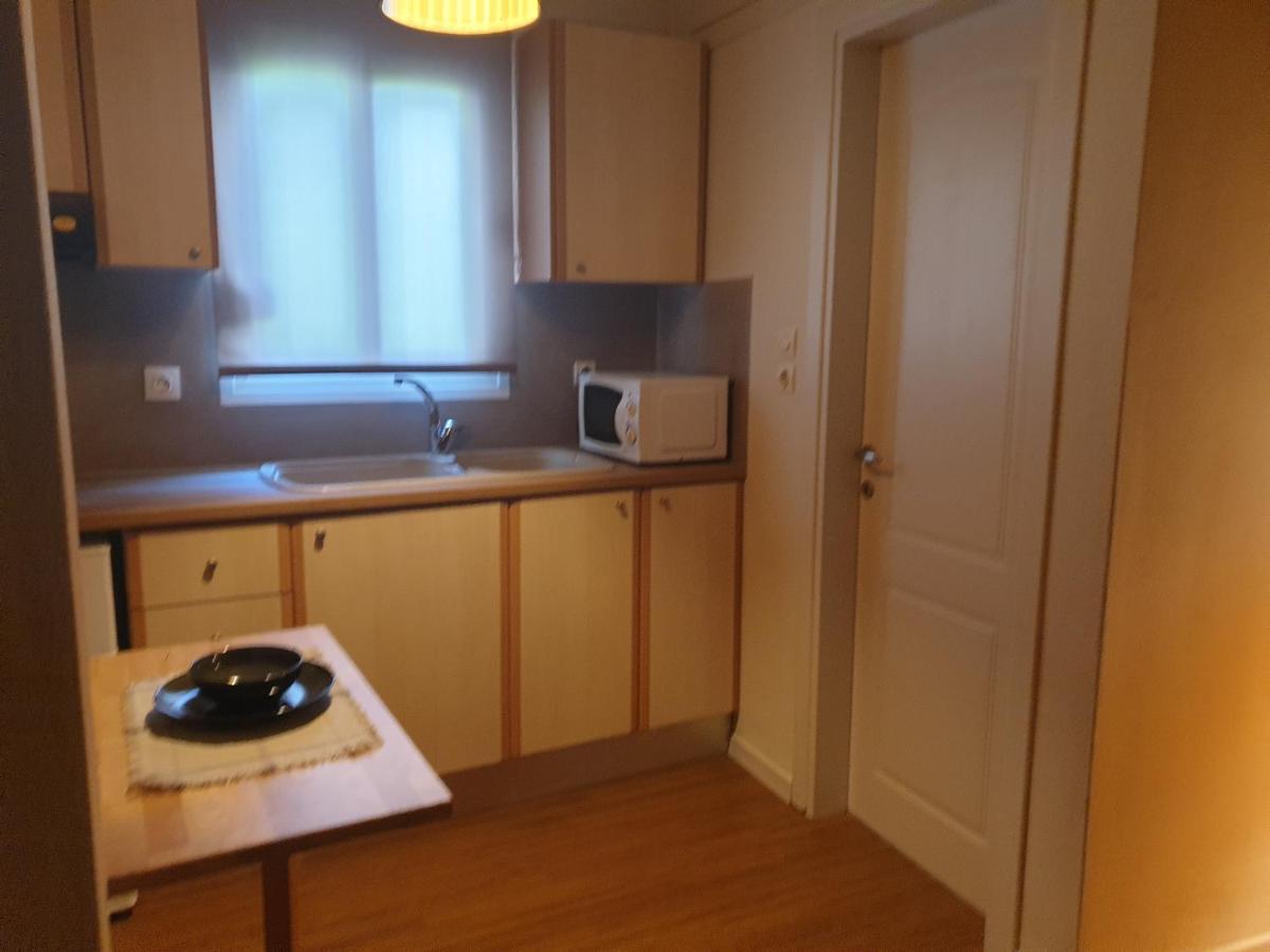 A Pleasent Small -Studio Close To The Port Of Volos Ngoại thất bức ảnh
